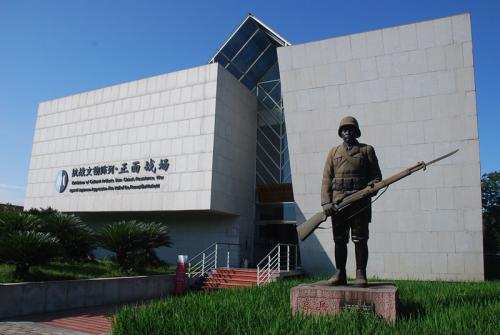 樊建川:辭職副市長,瘋狂變賣資產,只為花80億“收破爛”? 樊建川:辭職副市長,瘋狂變賣資產,只為花80億“收破爛”?