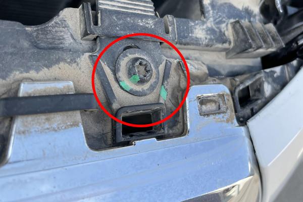 奧迪官方認證二手A4L,檢測發現後備箱全是水,客戶:買回去養魚 奧迪官方認證二手A4L,檢測發現後備箱全是水,客戶:買回去養魚