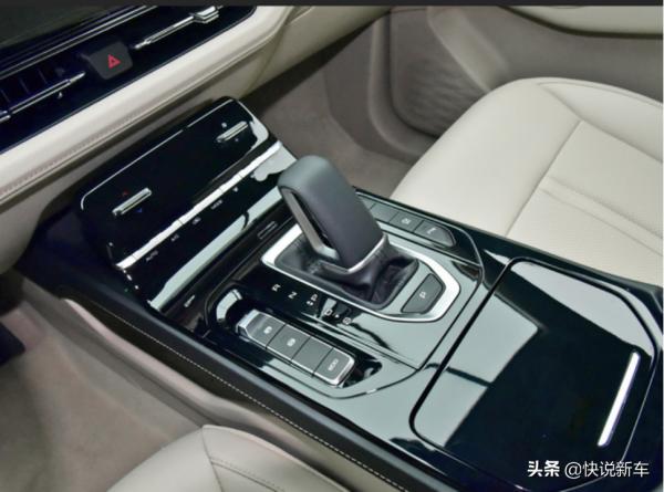 大四座設計讓家人坐的舒適,1.5T發動機動力強勁,帶你看五菱凱捷 大四座設計讓家人坐的舒適,1.5T發動機動力強勁,帶你看五菱凱捷