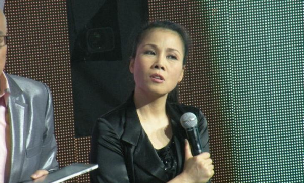 田震:我一生正直,摔話筒揭“潛規則”,和那英鬧掰,但我不後悔 田震:我一生正直,摔話筒揭“潛規則”,和那英鬧掰,但我不後悔