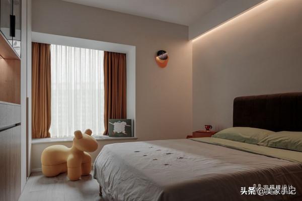 成都夫妻家中的高階場面:堅持沙發不靠牆,全屋寂靜風!太有品味 成都夫妻家中的高階場面:堅持沙發不靠牆,全屋寂靜風!太有品味