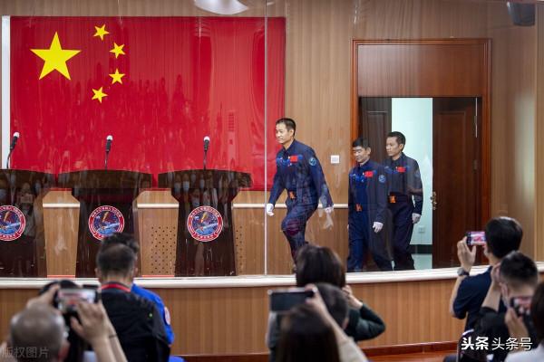 “神舟十二號”3位航天英雄返航,至少可獲7個優待 “神舟十二號”3位航天英雄返航,至少可獲7個優待