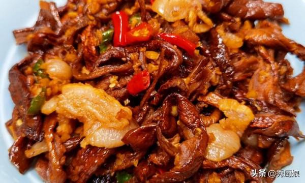 這5種廉價蔬菜,曬乾比新鮮的好吃太多,炒菜燉肉都香,放1年不壞 這5種廉價蔬菜,曬乾比新鮮的好吃太多,炒菜燉肉都香,放1年不壞