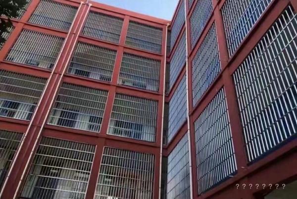 開學後的學校又多花樣:畢業生慶幸畢業得早,在讀生表示很壓抑 開學後的學校又多花樣:畢業生慶幸畢業得早,在讀生表示很壓抑