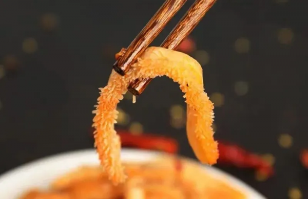 香辣牛肚,麻辣Q彈,連筋帶肉,都是濃濃的香辣味,越嚼越帶勁 香辣牛肚,麻辣Q彈,連筋帶肉,都是濃濃的香辣味,越嚼越帶勁