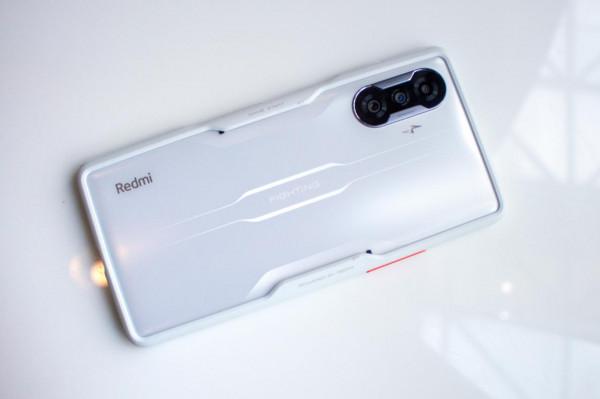 當下天花板級別的4款直屏手機，體驗同價位領跑，閉眼買也不會錯