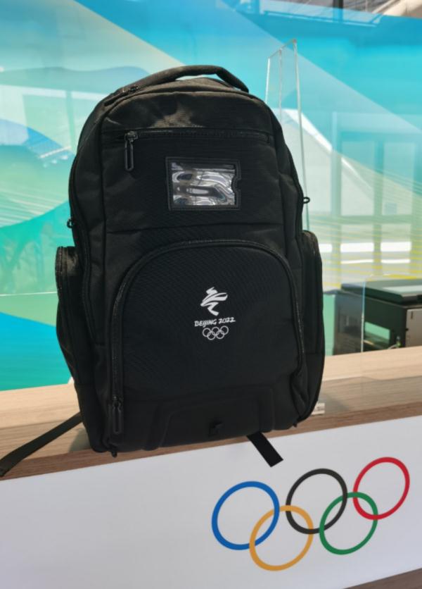 14年啦！北京奧運會媒體揹包，各國記者還在用！北京冬奧會：今年換新