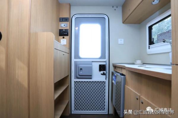 平民化的國產房車！質量超高，普通人也能消費，一家三口用正好