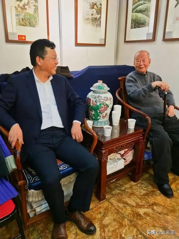 1998年他用25元買下一塊石頭,9年後價格竟漲到1億 1998年他用25元買下一塊石頭,9年後價格竟漲到1億