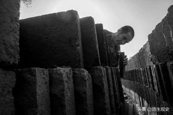 西北人為什麼把土坯叫做胡基?用它來蓋房子,與“胡人”沒有關係 西北人為什麼把土坯叫做胡基?用它來蓋房子,與“胡人”沒有關係