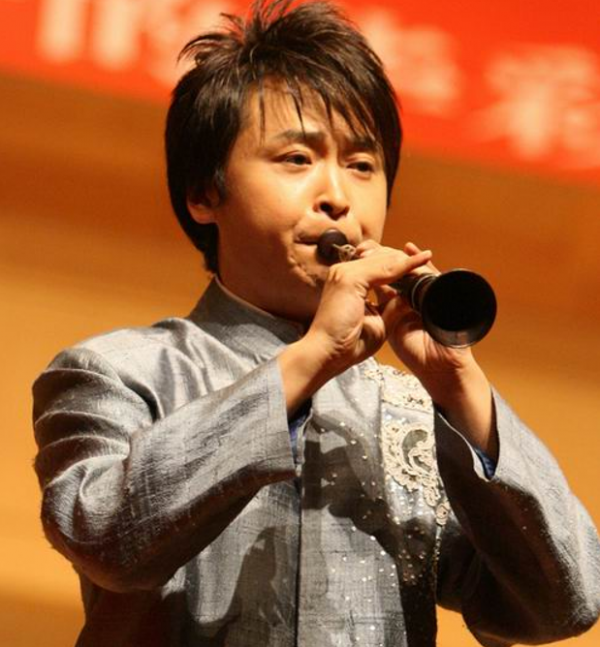 “嗩吶聖手”馮曉泉:一曲《冰糖葫蘆》登上春晚,如今卻沒了訊息 “嗩吶聖手”馮曉泉:一曲《冰糖葫蘆》登上春晚,如今卻沒了訊息