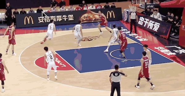 對陣廣東,朱旭航的31分,反而是廣東成功防守的佐證 對陣廣東,朱旭航的31分,反而是廣東成功防守的佐證