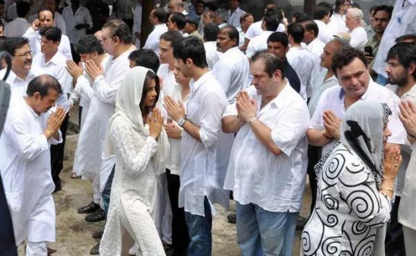 印度窮人的攀比風有多嚴重?貸款辦喪宴,免費請3000人來吃飯 印度窮人的攀比風有多嚴重?貸款辦喪宴,免費請3000人來吃飯