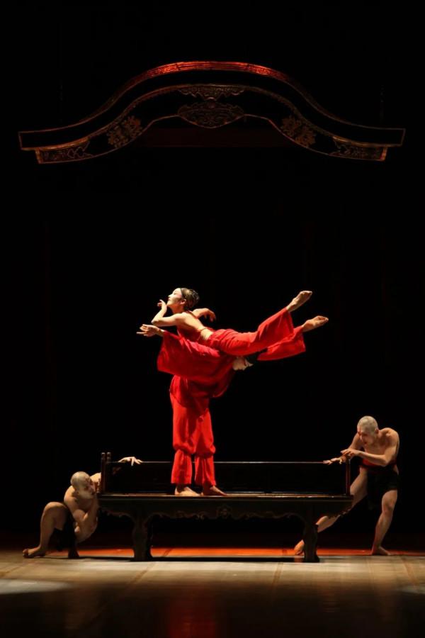 “東方靈慾三部曲”之《警幻絕》演繹極致東方美學 “東方靈慾三部曲”之《警幻絕》演繹極致東方美學