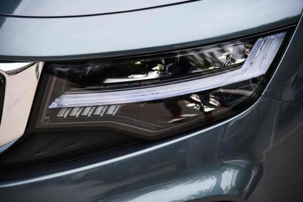 空間堪比漢蘭達，質感不輸合資，國產大7座10萬出頭可買