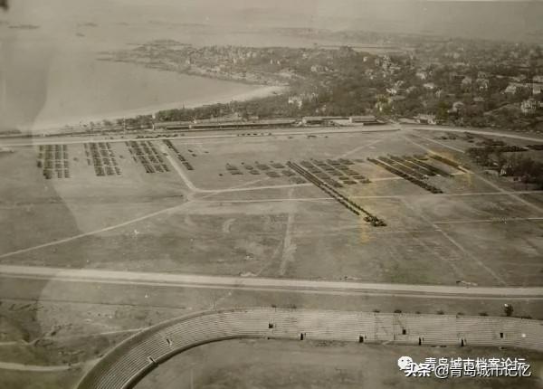 七十六年前的今天，青島日軍受降儀式在匯泉跑馬場舉行​