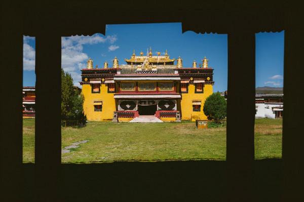 皇家寺廟長什麼樣？隱藏於群山谷地間的惠遠寺給您答案