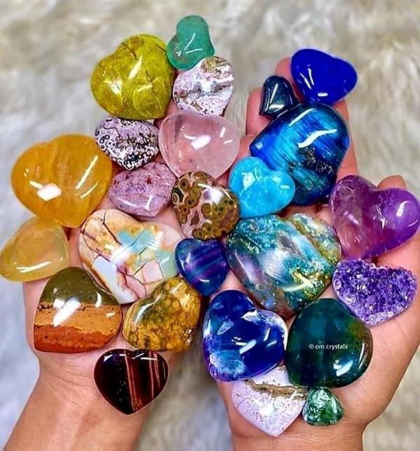 石頭記——帶你領略多姿多彩的石頭 石頭記——帶你領略多姿多彩的石頭