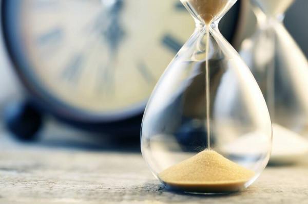 夜讀丨歲月如梭，何不熱愛生命