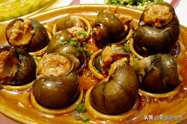 明日中秋節,除了吃月餅,記得品1酒吃2菜嘗3鮮,生活幸福又圓滿 明日中秋節,除了吃月餅,記得品1酒吃2菜嘗3鮮,生活幸福又圓滿