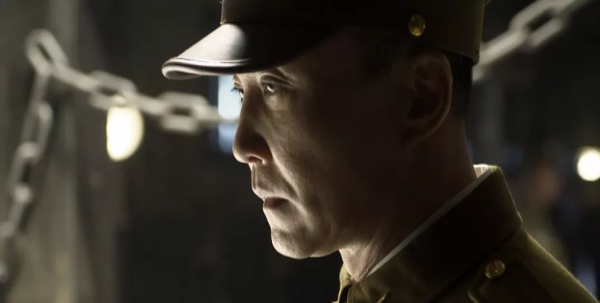 《深淵》12:真正的對手就坐在面前,方城在敵人的地盤除奸 《深淵》12:真正的對手就坐在面前,方城在敵人的地盤除奸