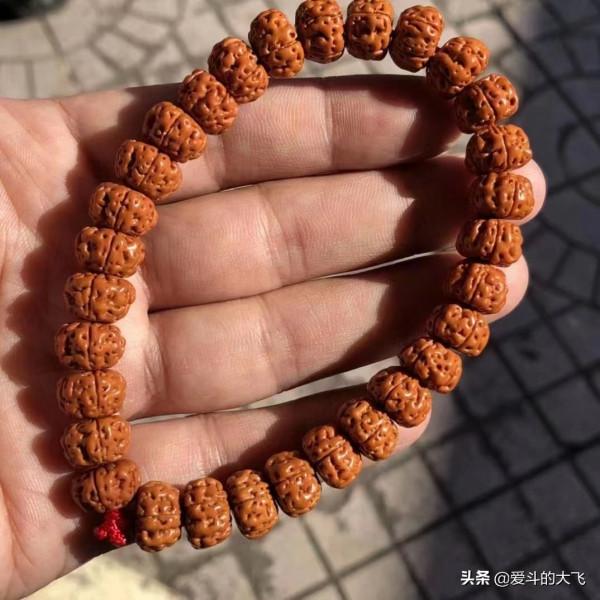 大飛說文玩:南瓜雙龍小金剛,強迫症人士盤玩的首選 大飛說文玩:南瓜雙龍小金剛,強迫症人士盤玩的首選