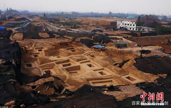 放羊老人尋找走失的羊,無意間發現深藏千年古墓,竟然沒有寶藏? 放羊老人尋找走失的羊,無意間發現深藏千年古墓,竟然沒有寶藏?