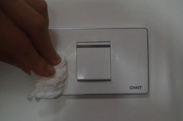 牙膏管不要扔，牙膏管裡還有5個實用的隱藏用途，省錢又實用