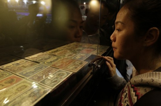 毛主席生前四次拒絕頭像印上人民幣，理由是什麼？