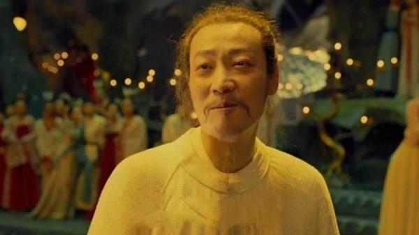 6位零緋聞的男明星：從校服到婚紗，他們把“初戀”娶回家