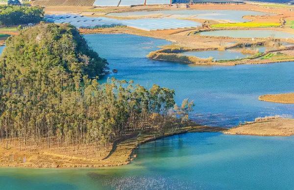 雲南一景區走紅，以景區六大景觀而著稱，距縣城只有13公里