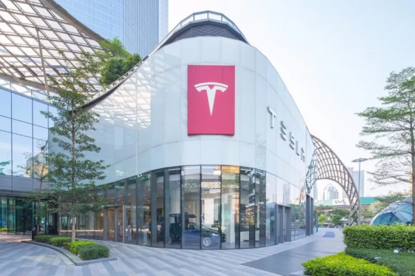 萬達集團聯手中國一汽,王健林正式殺入汽車行業 萬達集團聯手中國一汽,王健林正式殺入汽車行業