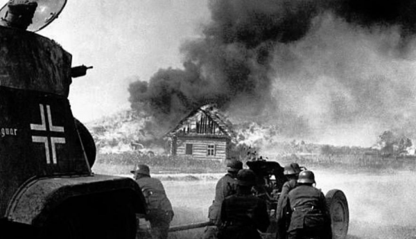 美國記者長津湖被志願軍俘虜，卻靠拍照賺百萬美元，成人生贏家