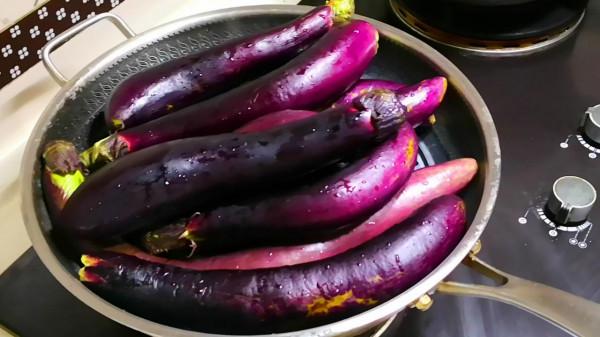 歷經兩季,秋天茄子能吃嗎?吃了對身體有何危害?為健康別再吃錯 歷經兩季,秋天茄子能吃嗎?吃了對身體有何危害?為健康別再吃錯