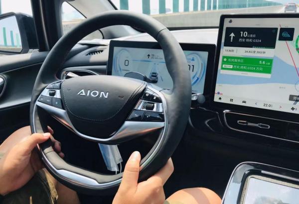 試駕AION V Plus:顏值智慧雙重進化,不止“小改款”那麼簡單 試駕AION V Plus:顏值智慧雙重進化,不止“小改款”那麼簡單