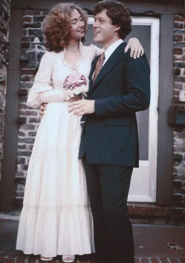 萊溫斯基：年輕時情迷克林頓，她以為的愛情，不過是對方的調味品