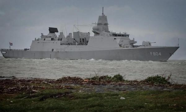 “七省”級護衛艦圖集（132圖）