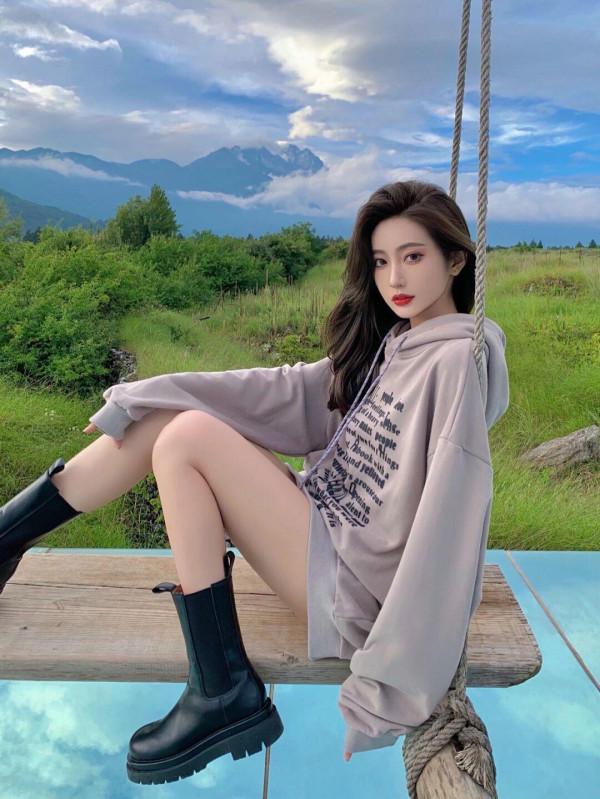 秋季，如何擺脫“爛大街”的感覺？幾個搭配思路輕鬆解決，超洋氣