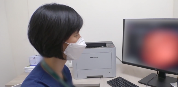 年近半百的老人，腦袋裡住有活蜘蛛並打嗝，醫院得知真相無從下手