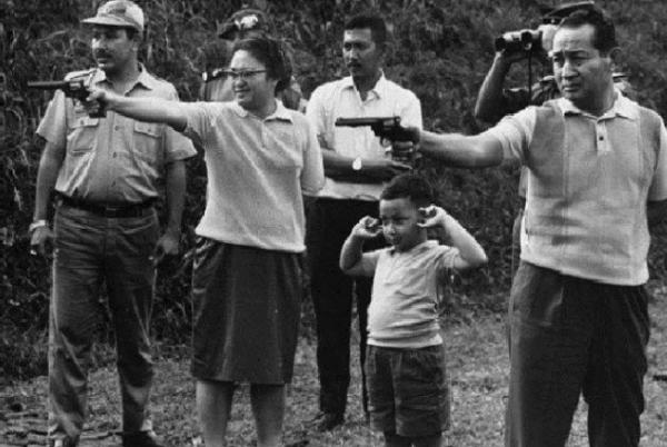 “惡魔首相”蘇哈托:沾30萬華人鮮血,貪汙350億美元,卻得善終 “惡魔首相”蘇哈托:沾30萬華人鮮血,貪汙350億美元,卻得善終