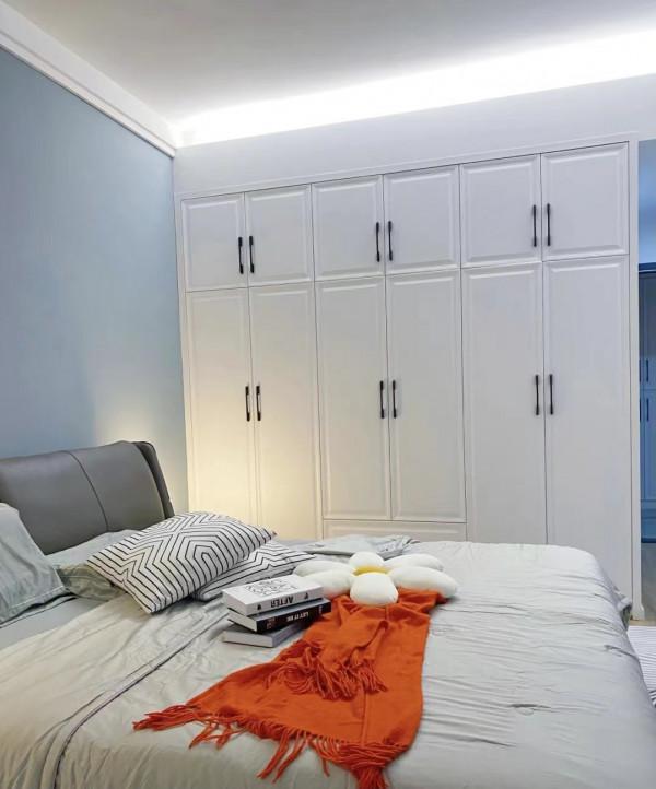 看了她家135㎡的新居，才明白“硬裝越簡單，空間越顯大”