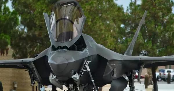 中國賣給美國2箇中隊戰鬥機?動畫片沒騙人,至今仍是軍貿天花板 中國賣給美國2箇中隊戰鬥機?動畫片沒騙人,至今仍是軍貿天花板