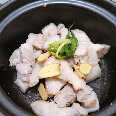 這道桂花紅燒肉真的是不講究,有啥放啥都好吃 這道桂花紅燒肉真的是不講究,有啥放啥都好吃