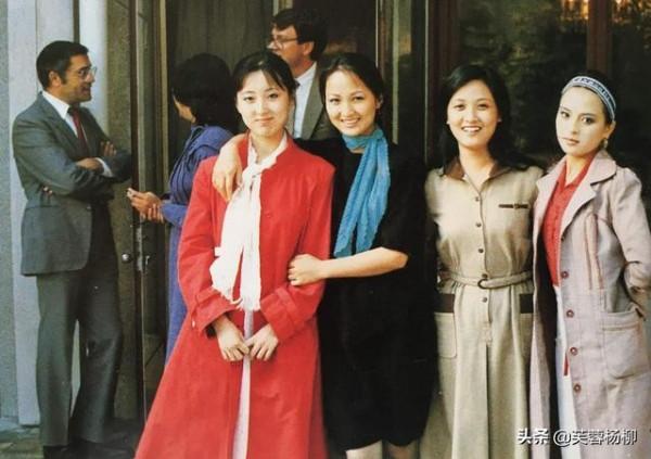 王扶林說，鄧婕這張臉，就是&OpenCurlyDoubleQuote;上鏡臉&rdquo;，這些照片是最好的證明