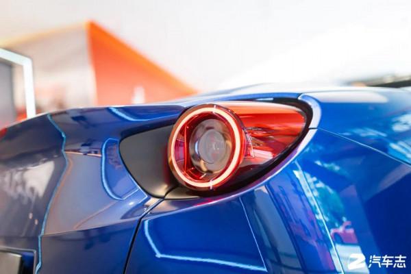 當法拉利和敞篷結合到一起時,看Portofino M就不能只看價格 當法拉利和敞篷結合到一起時,看Portofino M就不能只看價格