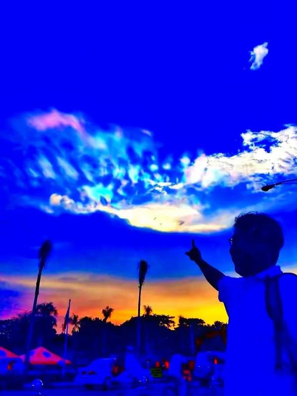 從毛阿敏身價百億60歲老公突然逝去看人間煙火最值得珍惜