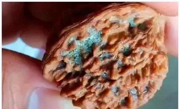 這幾種文玩物件最好遠離