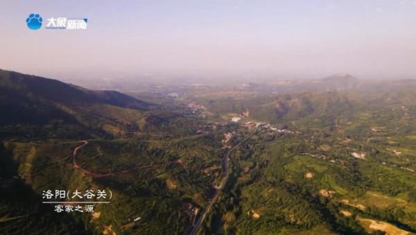 河南衛視《中秋奇妙遊》，周深一曲《若思念便思念》唱出客家人千年心聲