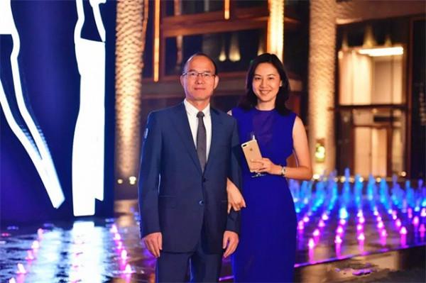 郭廣昌：4萬到400億，教師成上海首富只用6年，娶美女主持人為妻