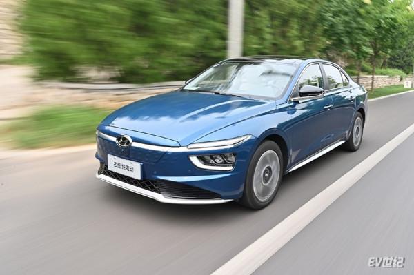 沒短板就是最大優勢，試駕北京現代名圖純電動